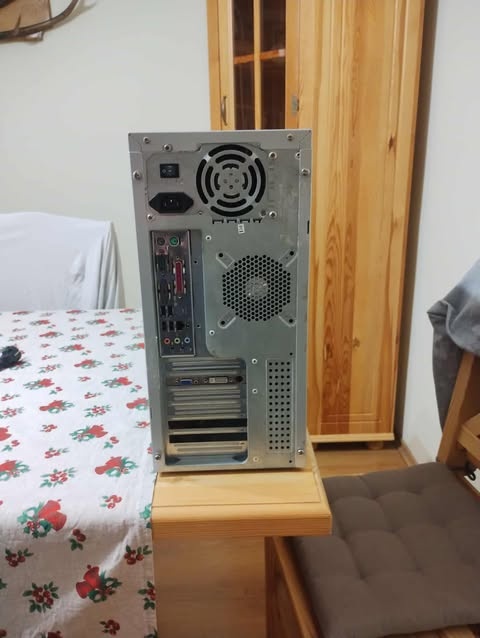 Predám ACPI x64 - based počítač, AMD Athlon 64 processor - 4