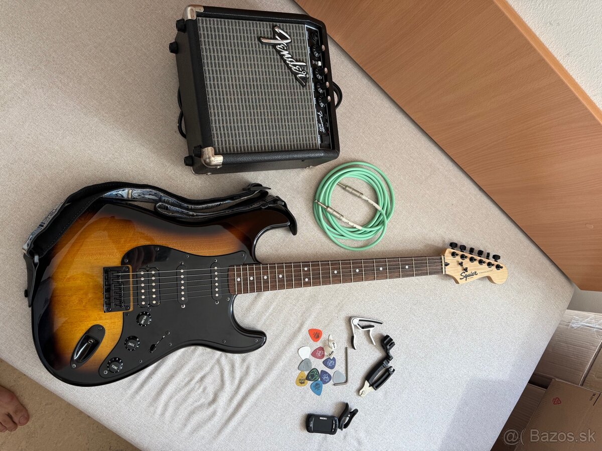 Elektrická gitara Squier Stratocaster HSS - 4