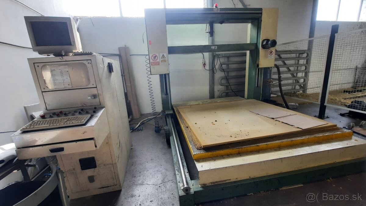 CNC píla na molitan DB - 4