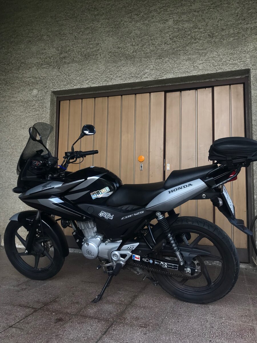 Honda CBF125 - 4