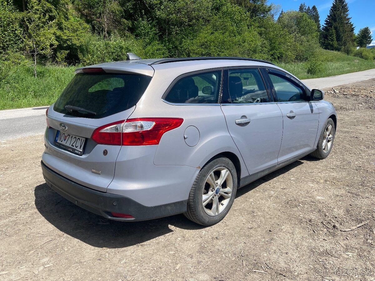 Ford Focus 1.0 EcoBoost - 4
