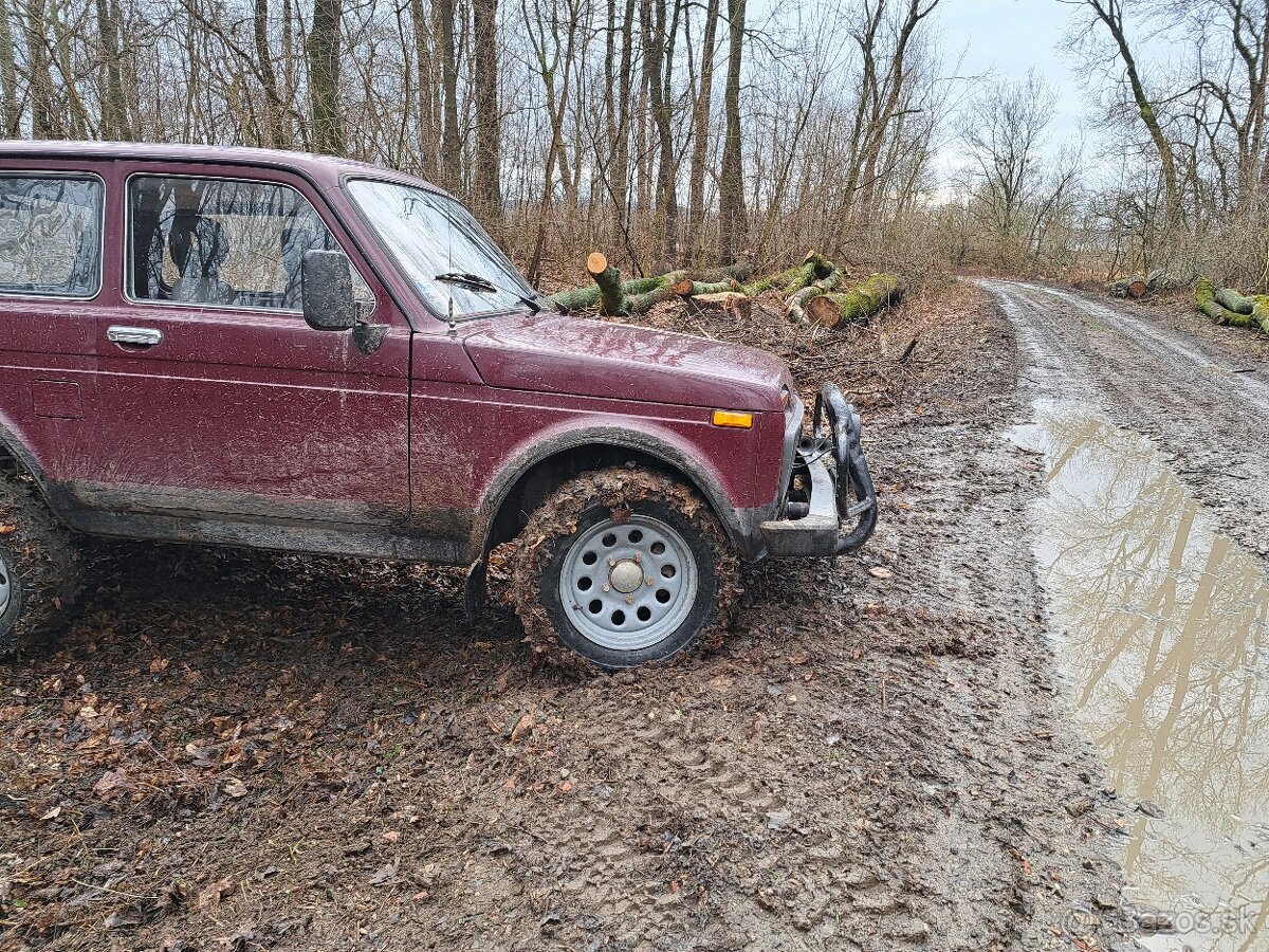 Predám Lada Niva 1.7 benzín - 4