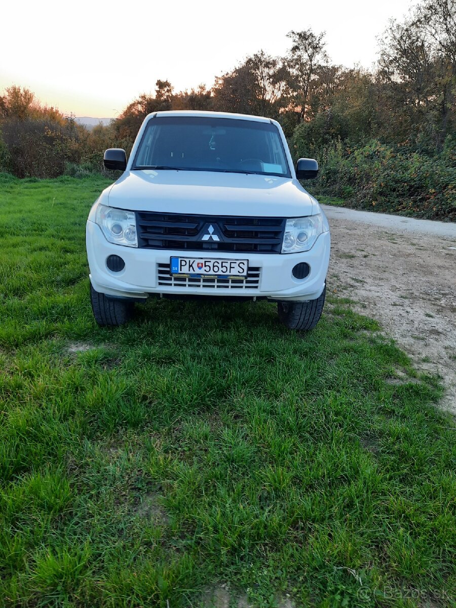 Mitsubishi pajero 3.2d 2013 - 4