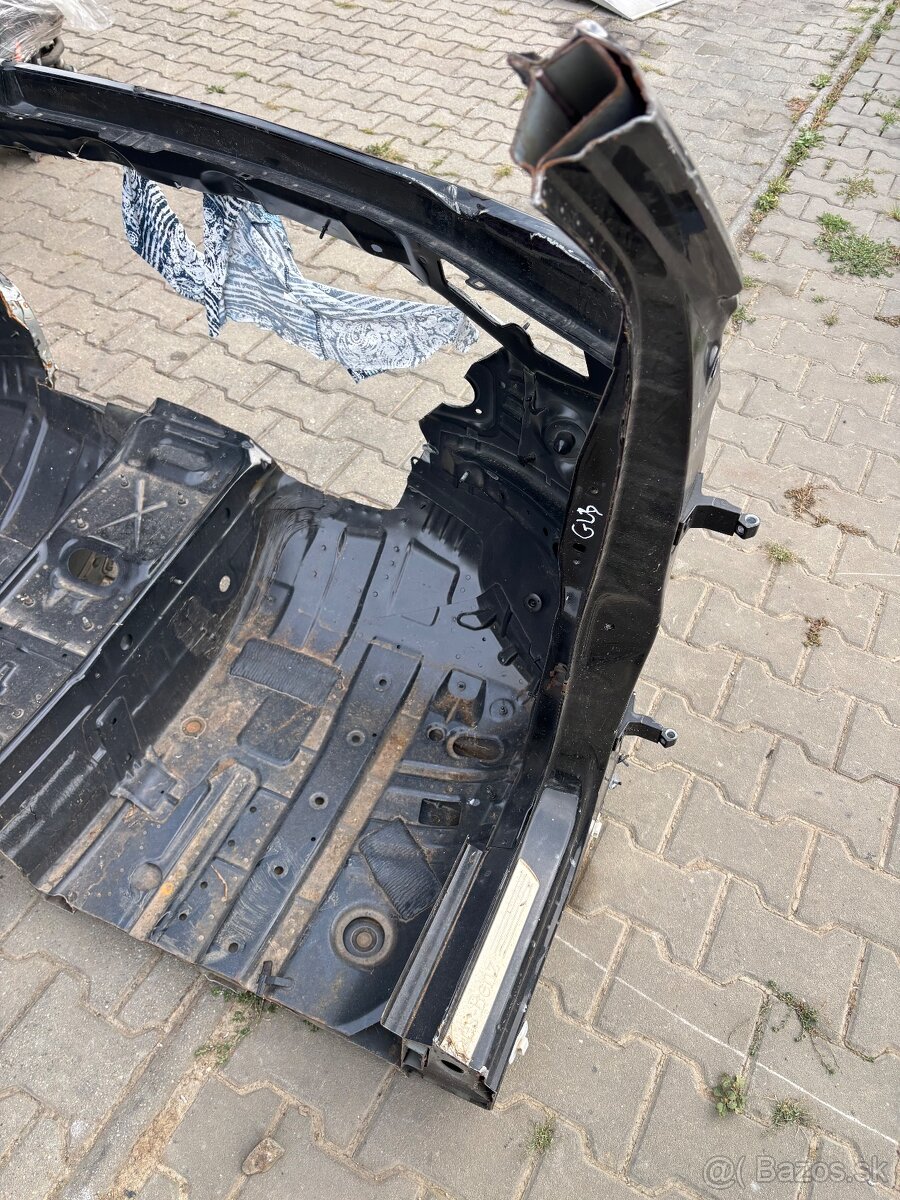 Mercedes Benz EQB GLB STĹPIK PRAH - 4