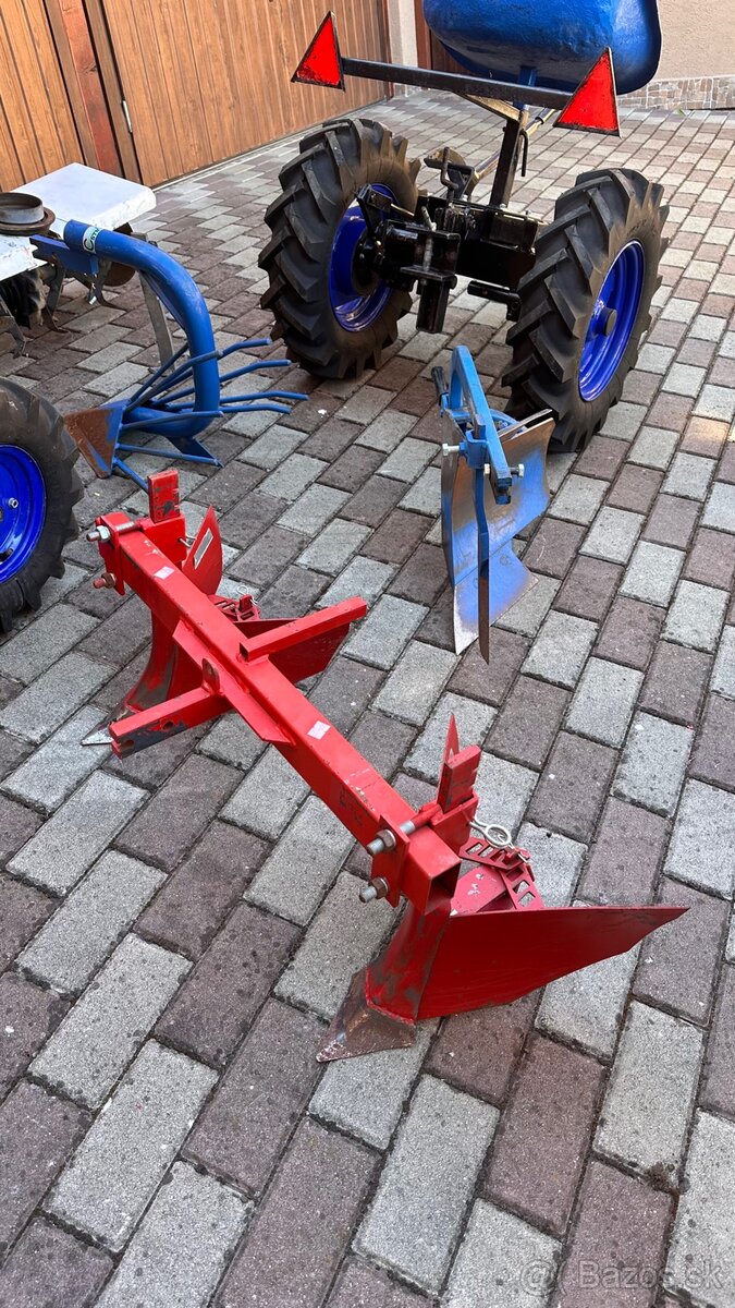 AGZAT S PRÍSLUŠENSTVOM - 4