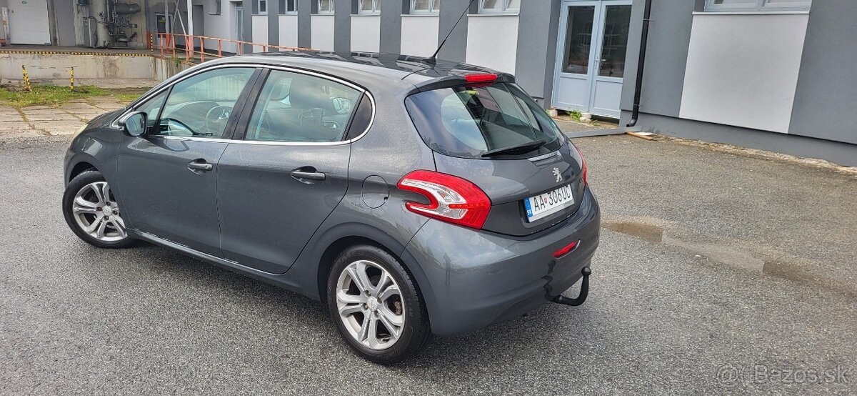 Peugeot 208 1.4 VTi -78000km- - 4