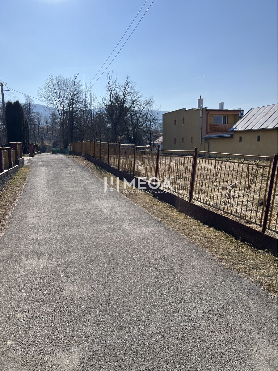 Výrazne znížená cena za stavebný pozemok na predaj, Modrá n - 4