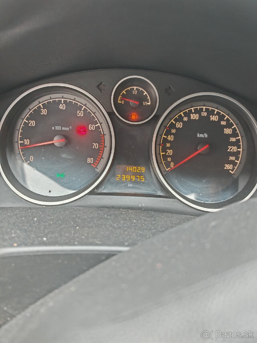 Predám Opel Astra H 2006 - 4