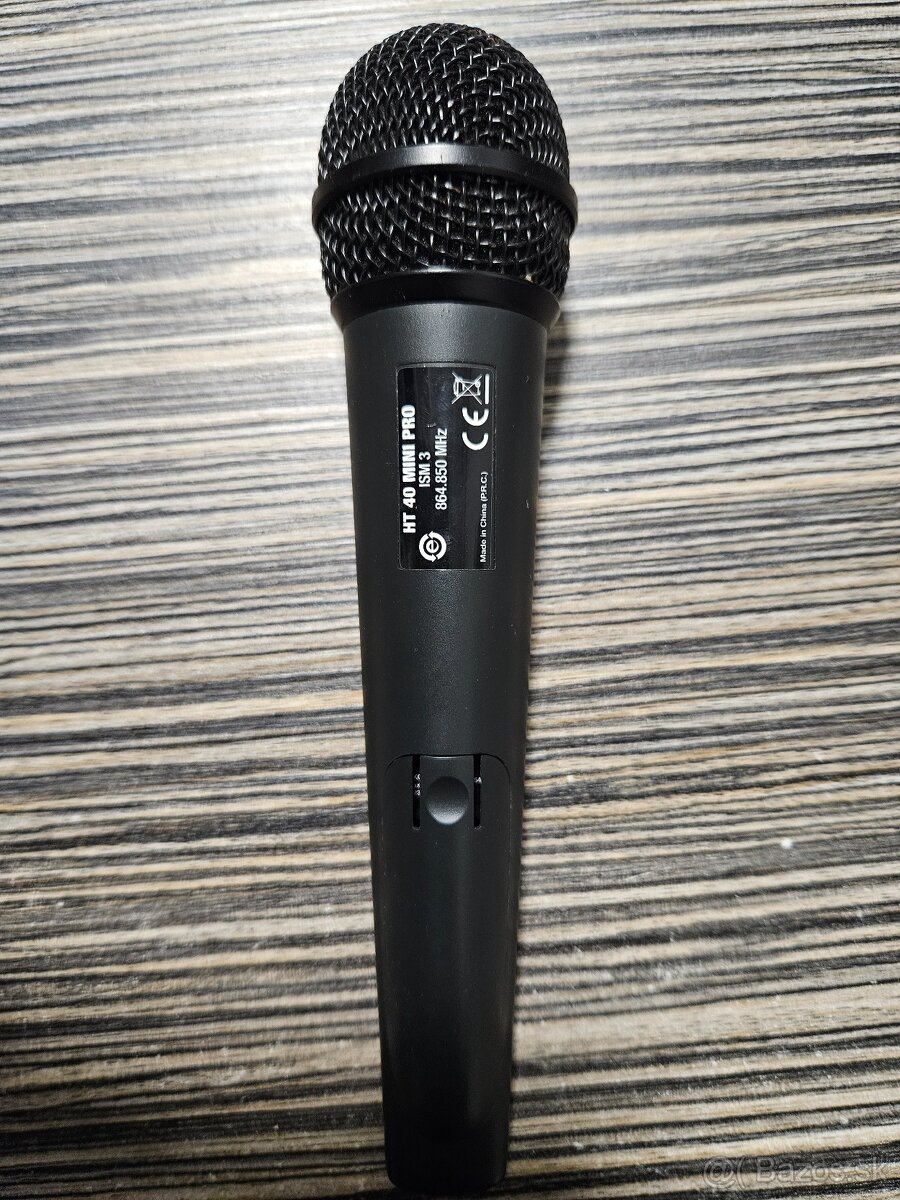 Predam AKG mikrofon - 4