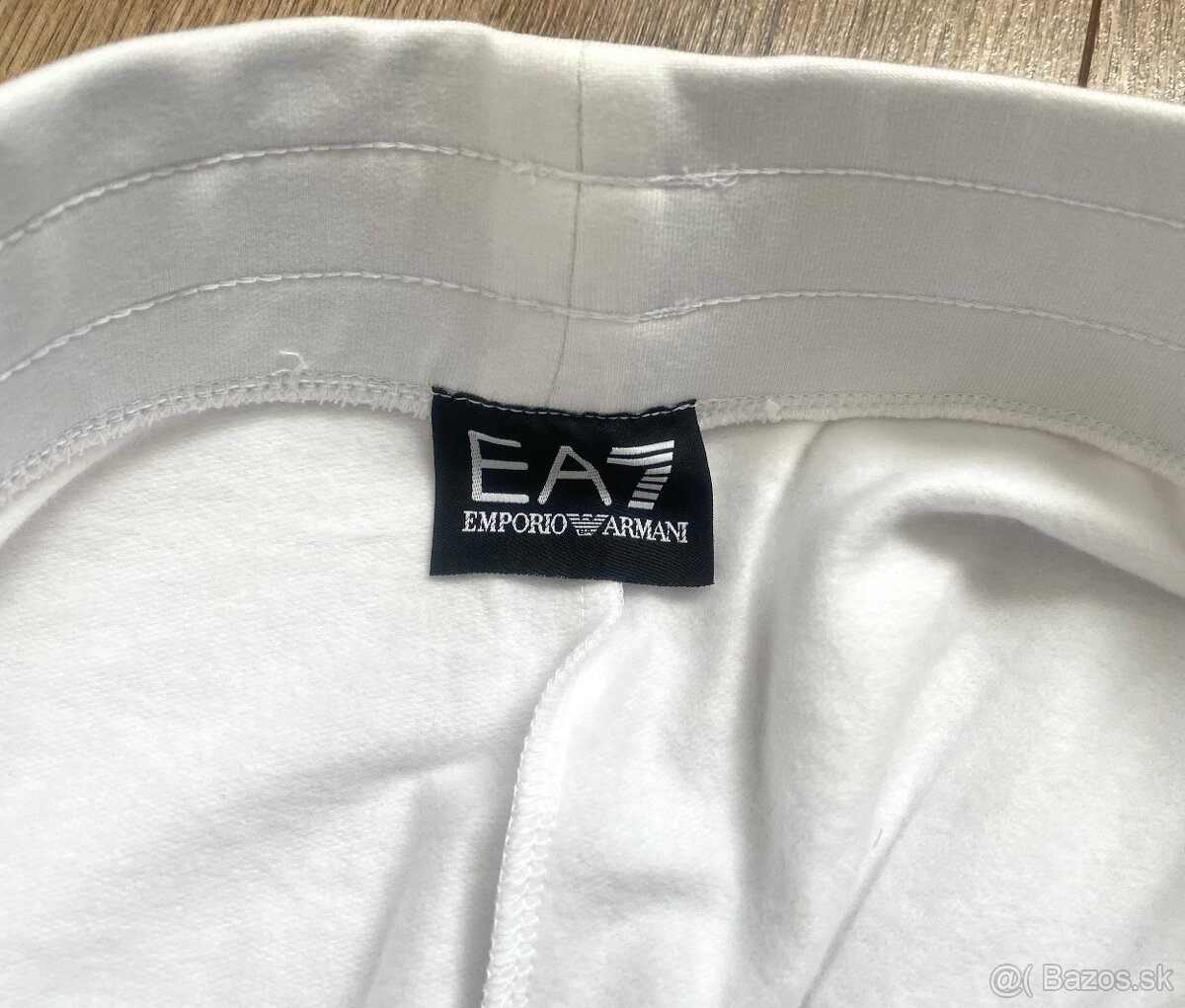 Emporio Armani tepláky - 4