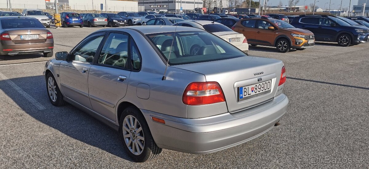 Predam Volvo S40 1,9 TD - 4