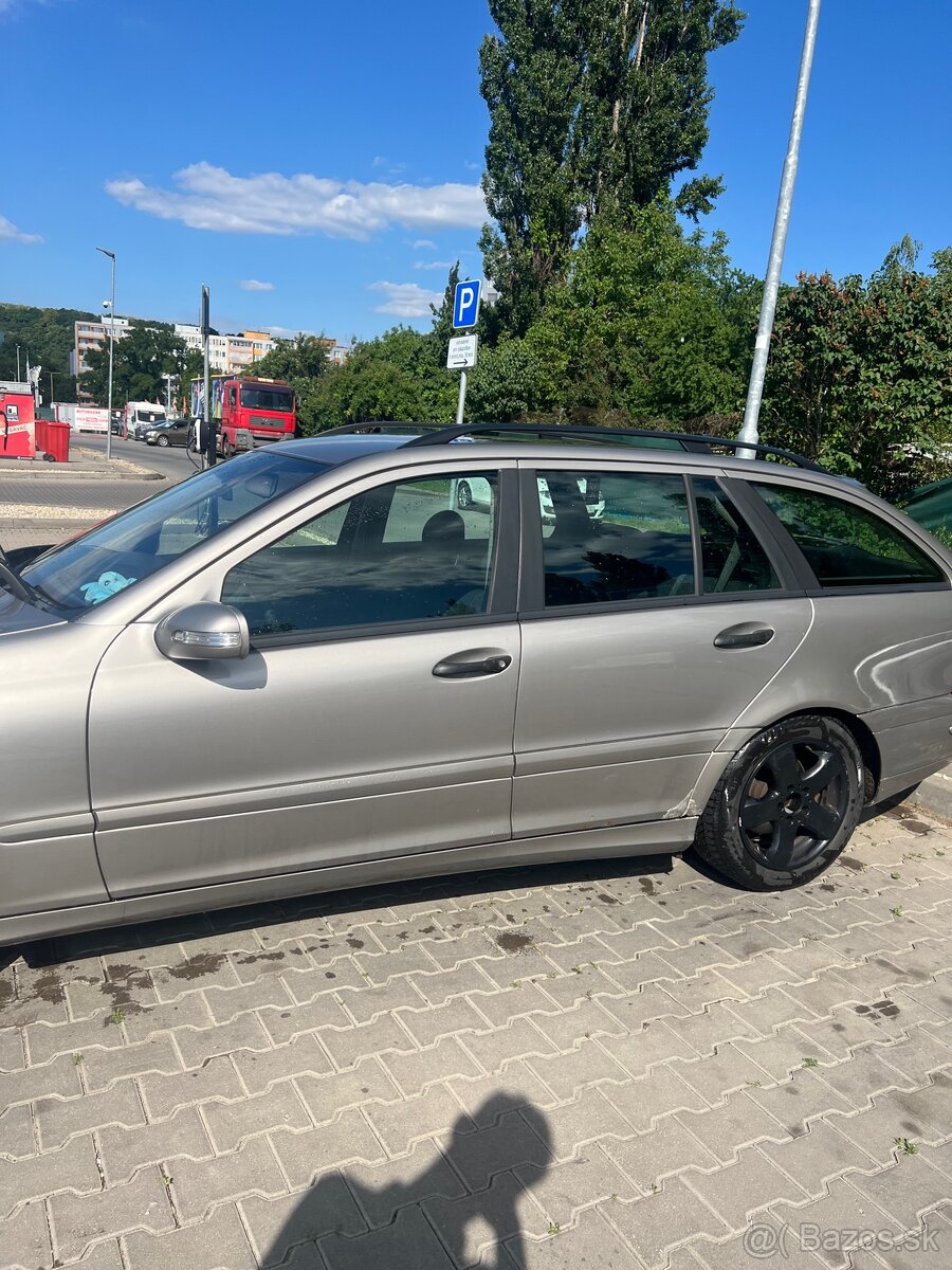 Mercedes c220 - 4