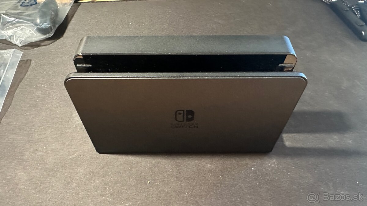 Nintendo Switch OLED balík + Extra Joy-Cony a puzdro (+ Hry) - 4