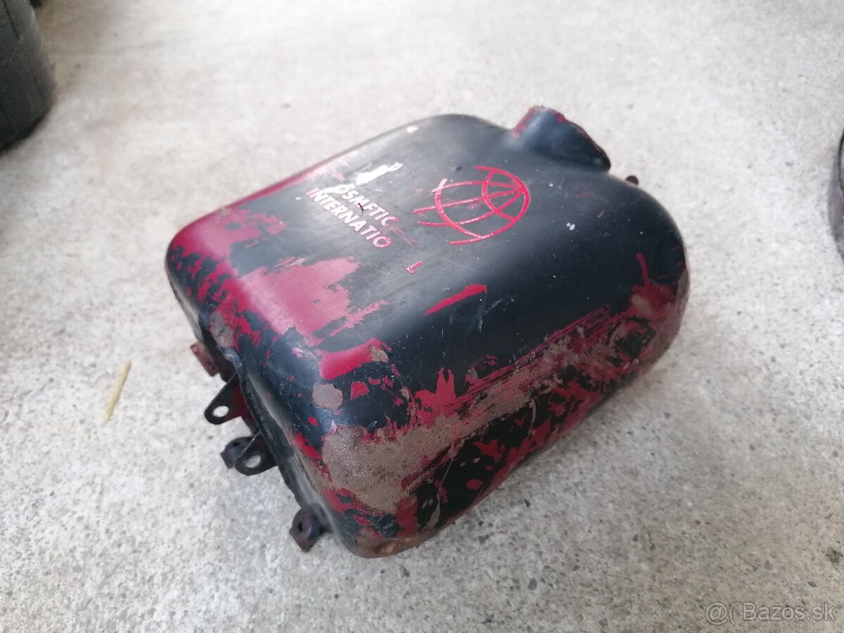 Predám nádrž na Jawa 555, 550 - 4