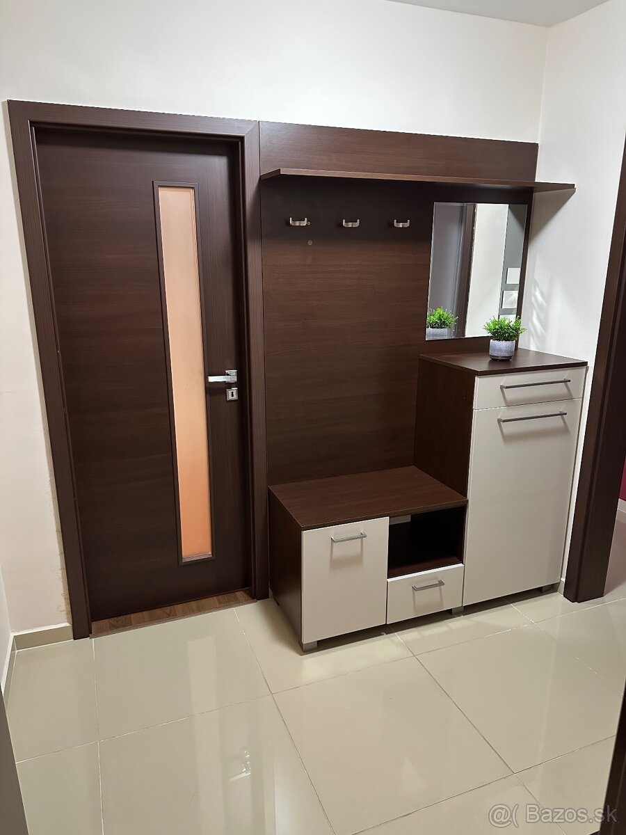 Prenajom 2izb bytu sidlisko III - 4
