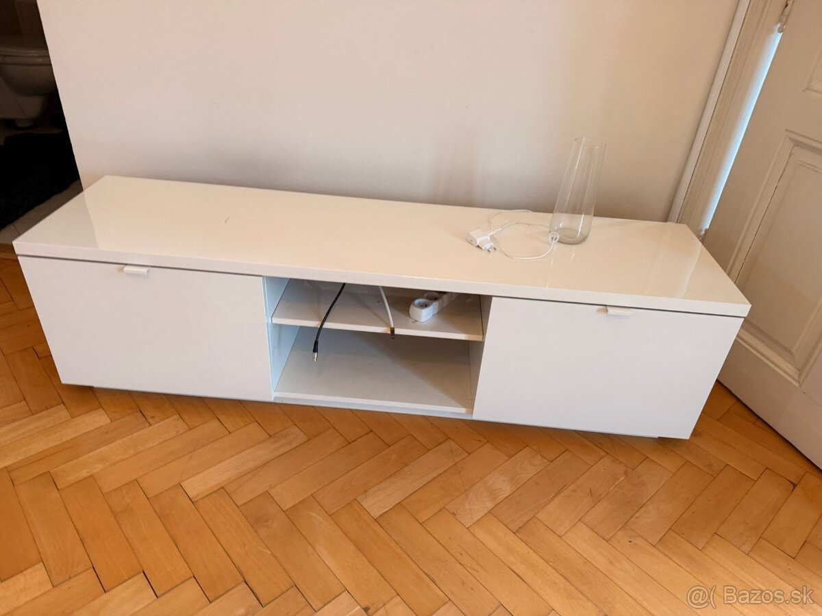 Otočný stolík na predaj - 4