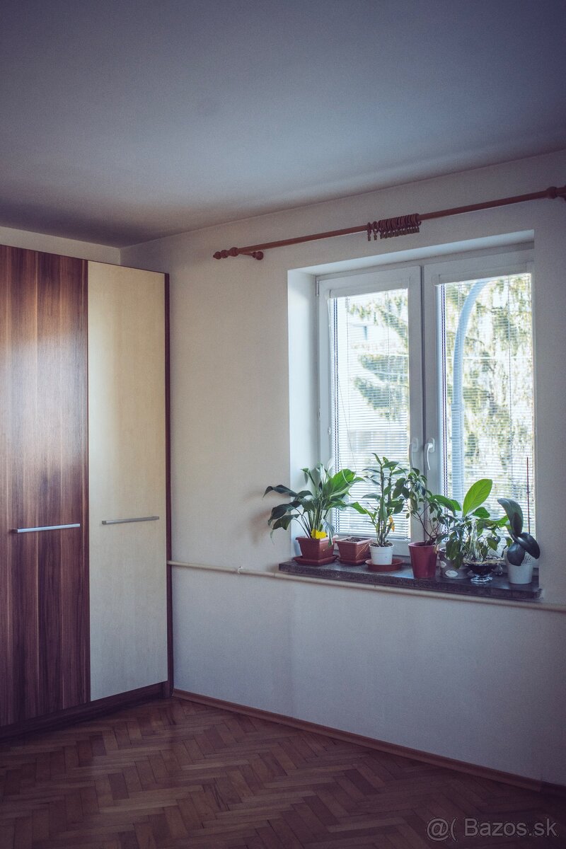 Zrekonštruovaný 2 izbový byt v centre Žiliny - 4