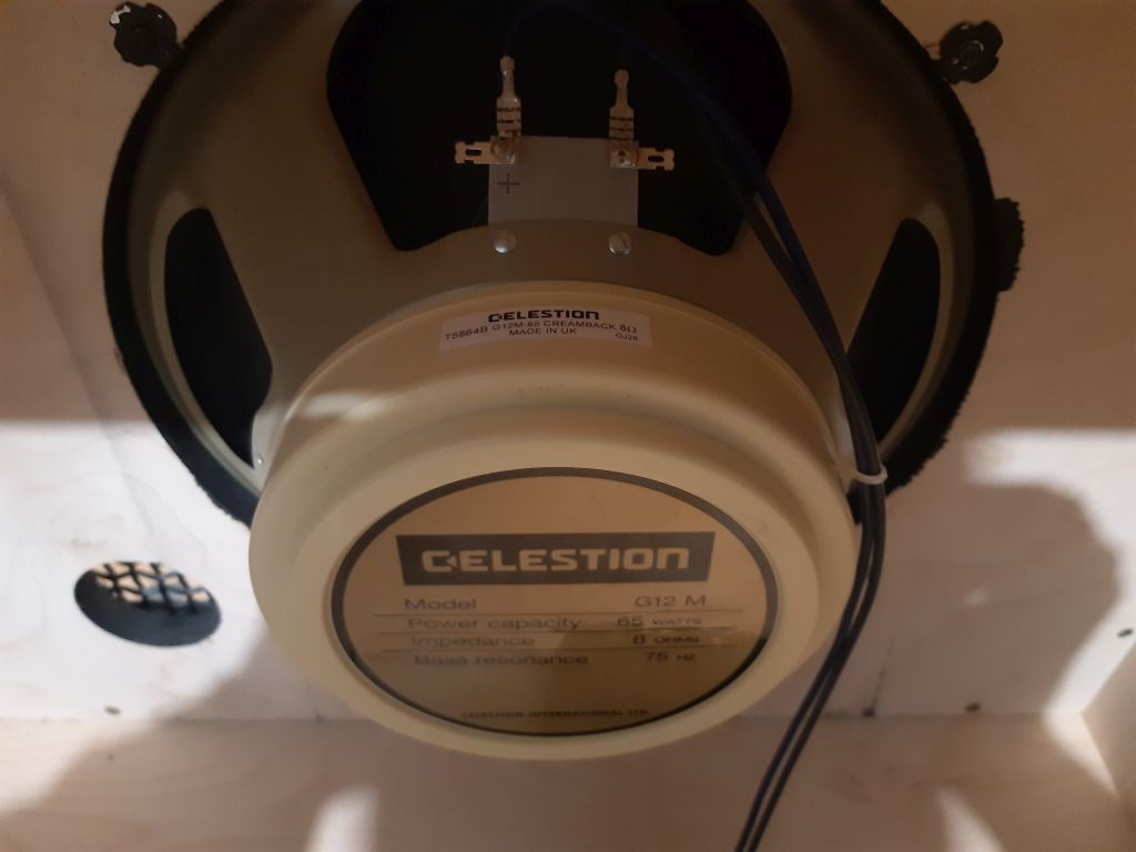 Gitarový box Engl E112 s reprom Celestion Creamback - 4
