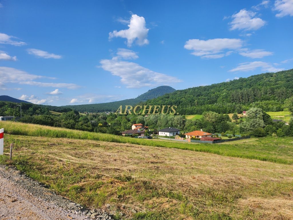 Lukratívny pozemok v skvelej lokalite - Kanaš Slnečná štvrť - 4