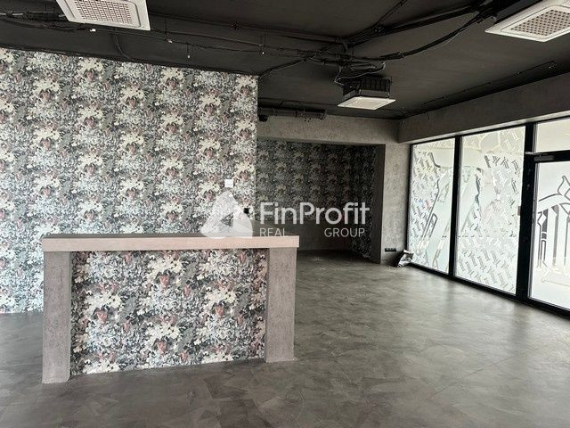 Na prenájom obchodný priestor v polyfunkčnom dome Mendelsohn - 4