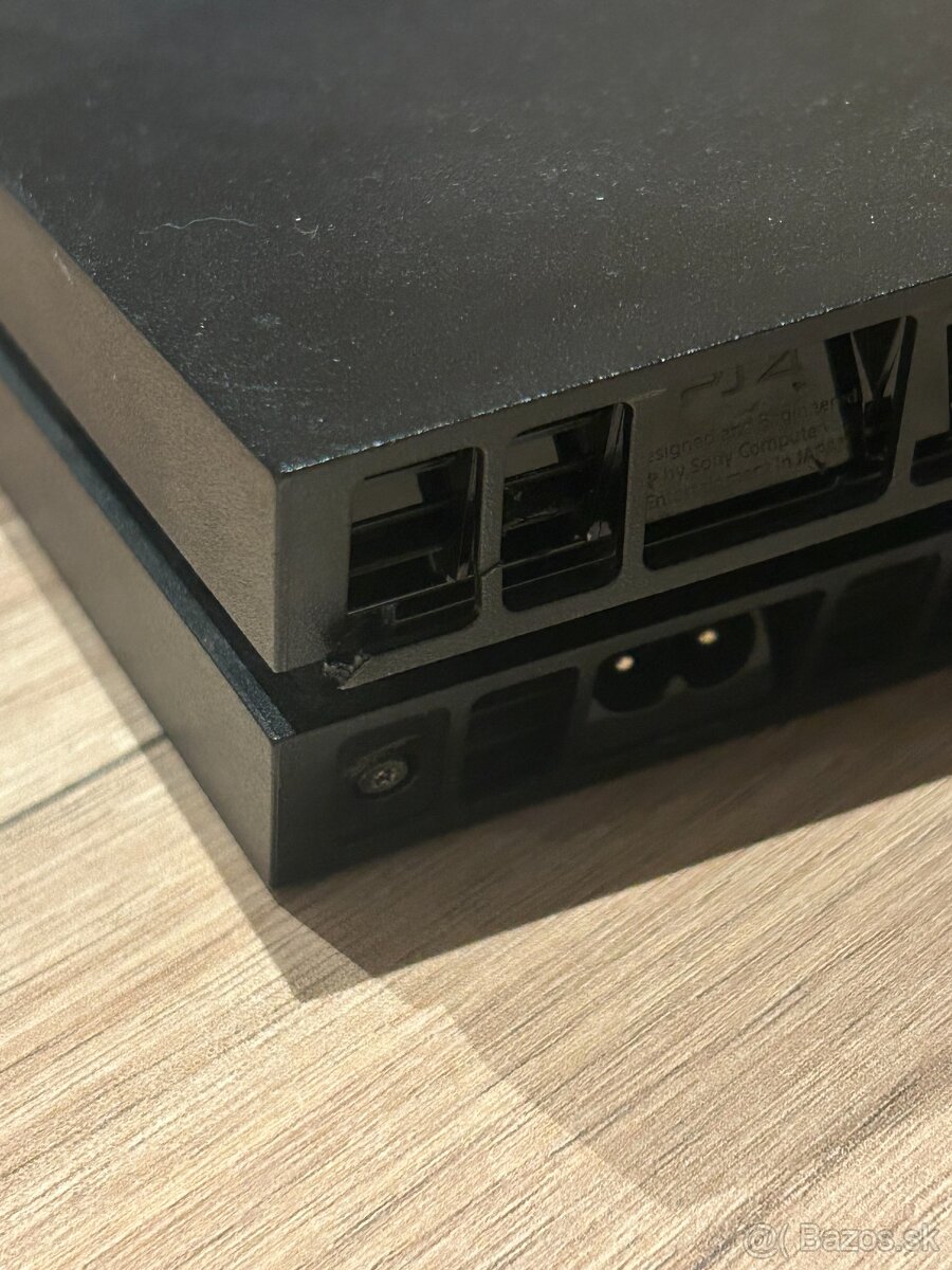 Playstation 4, 500GB (PS4) - 4