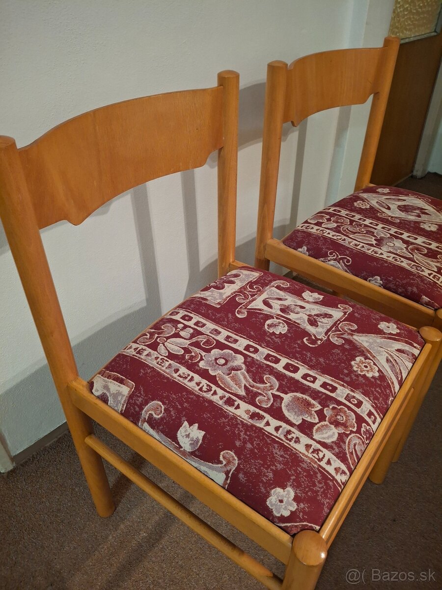 Jedálenské stoličky - 4