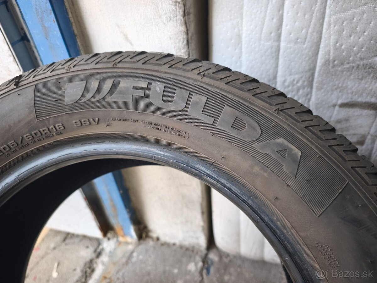 205/60 r16 celoročné pneumatiky - 4