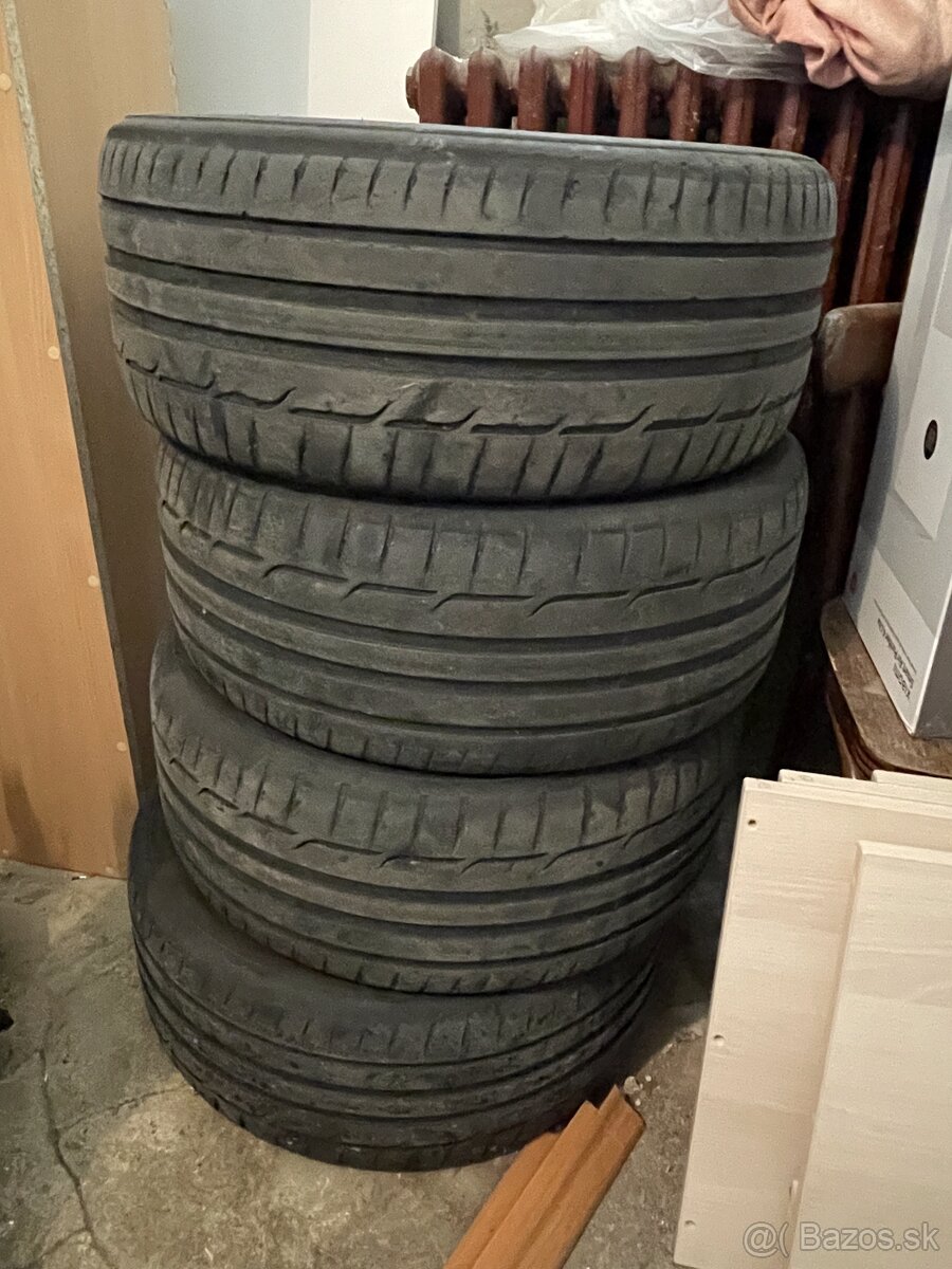 Predám letné pneu Dunlop 225/45 R17 - 4