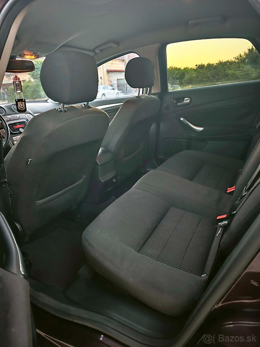 Ford Mondeo - 4