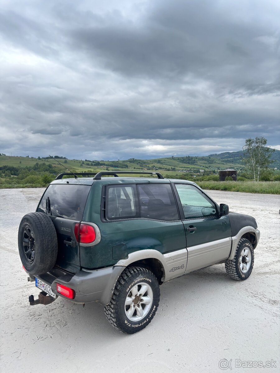Nissan Terrano ll 2.7td