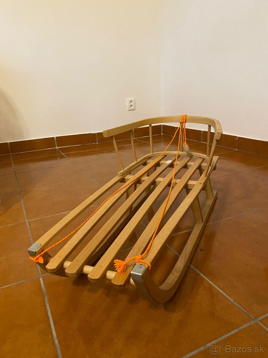 Drevené sánky s opierkou - 4