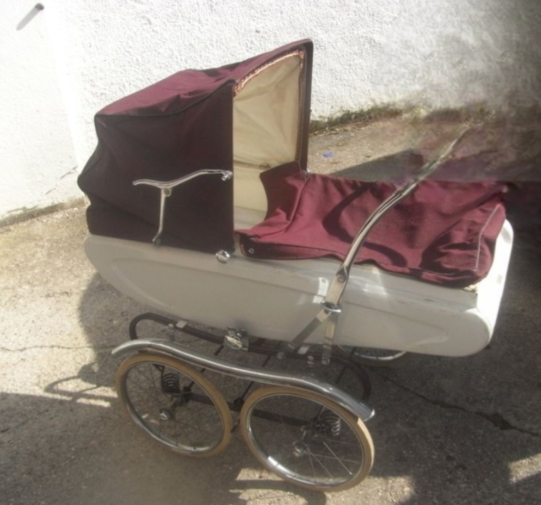 Starožitný kočiar Pedigree - 4