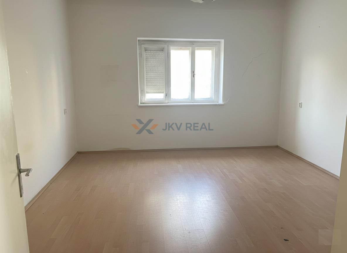 2 domy v srdci Levíc - 4