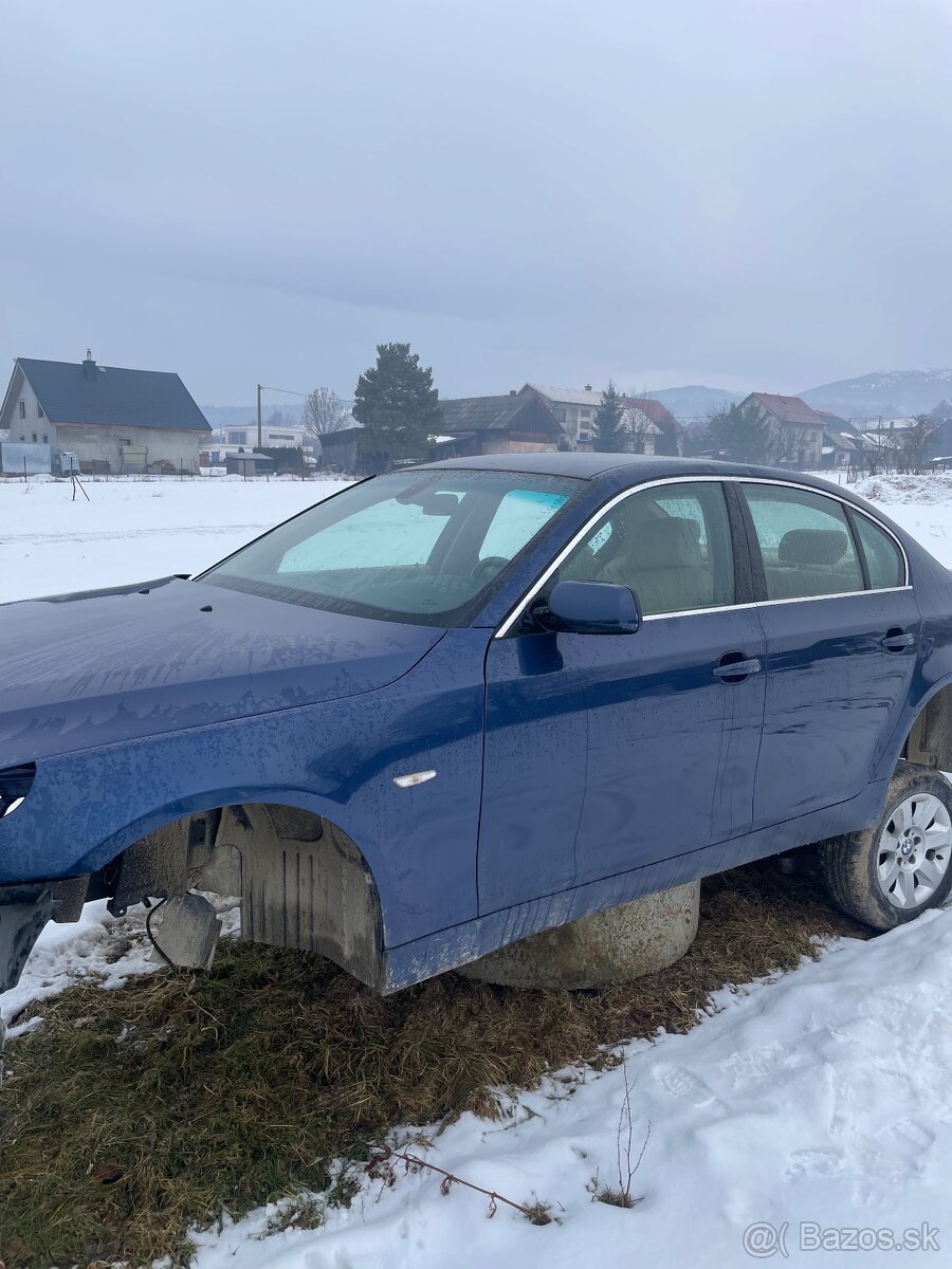 Rozpredám bmw e60 - 4