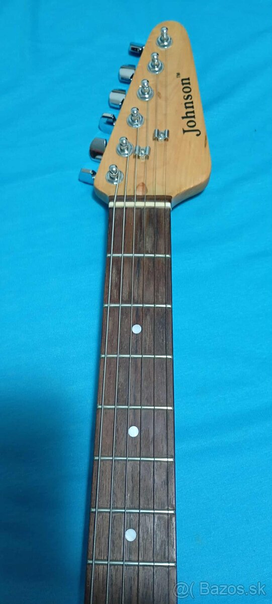Predam elektricku gitaru zn.Johnson.... - 4