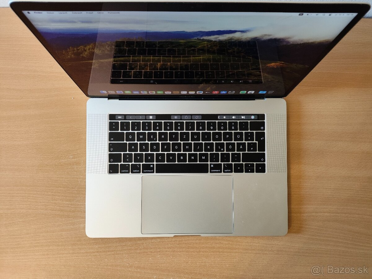 MacBook Pro 15 2018 | i7 • 32GB • 512GB SSD - 4