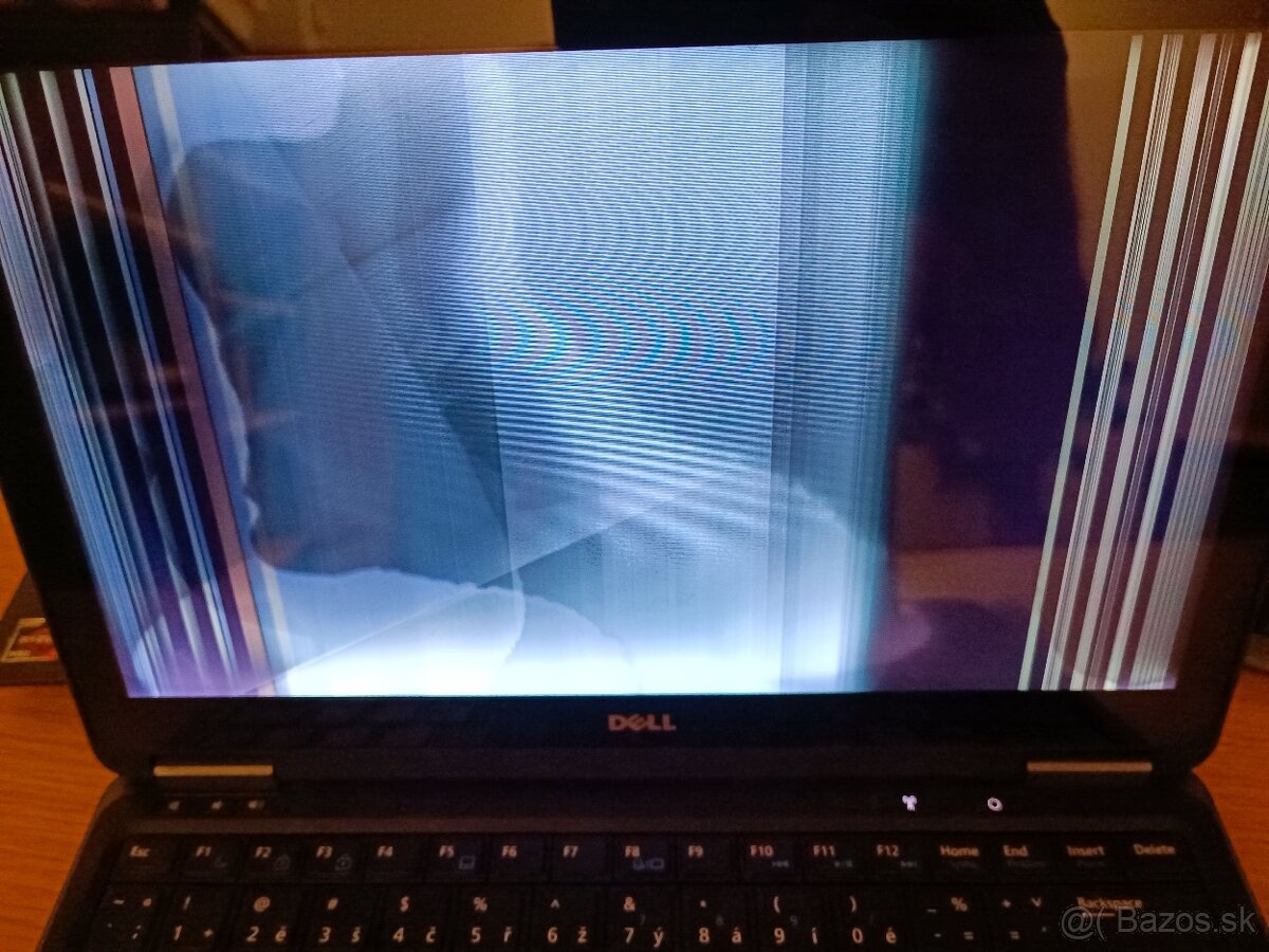 Dell Latitude E7240 | Core i7 | 8GB RAM | WWAN | Win 11 - 4
