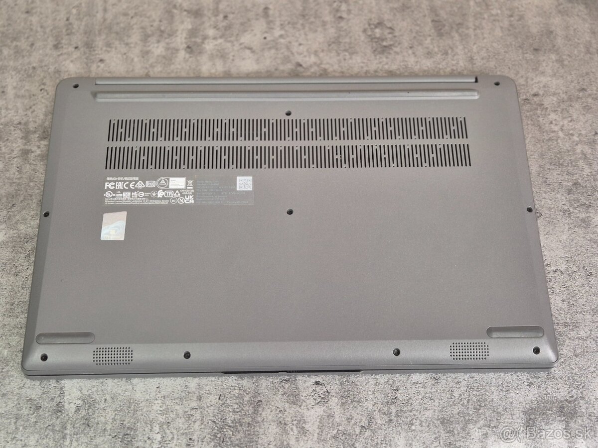 LENOVO IdeaPad 1 15AMN7 - AMD Ryzen 5, 8/512GB, WIn11 - 4