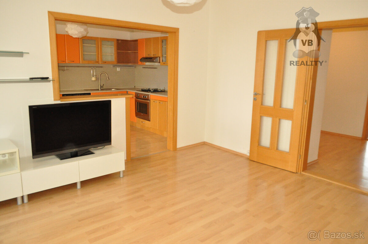 Byt 5+1 s loggiou, sídl. Západ 1, Sp. Nová Ves - 4