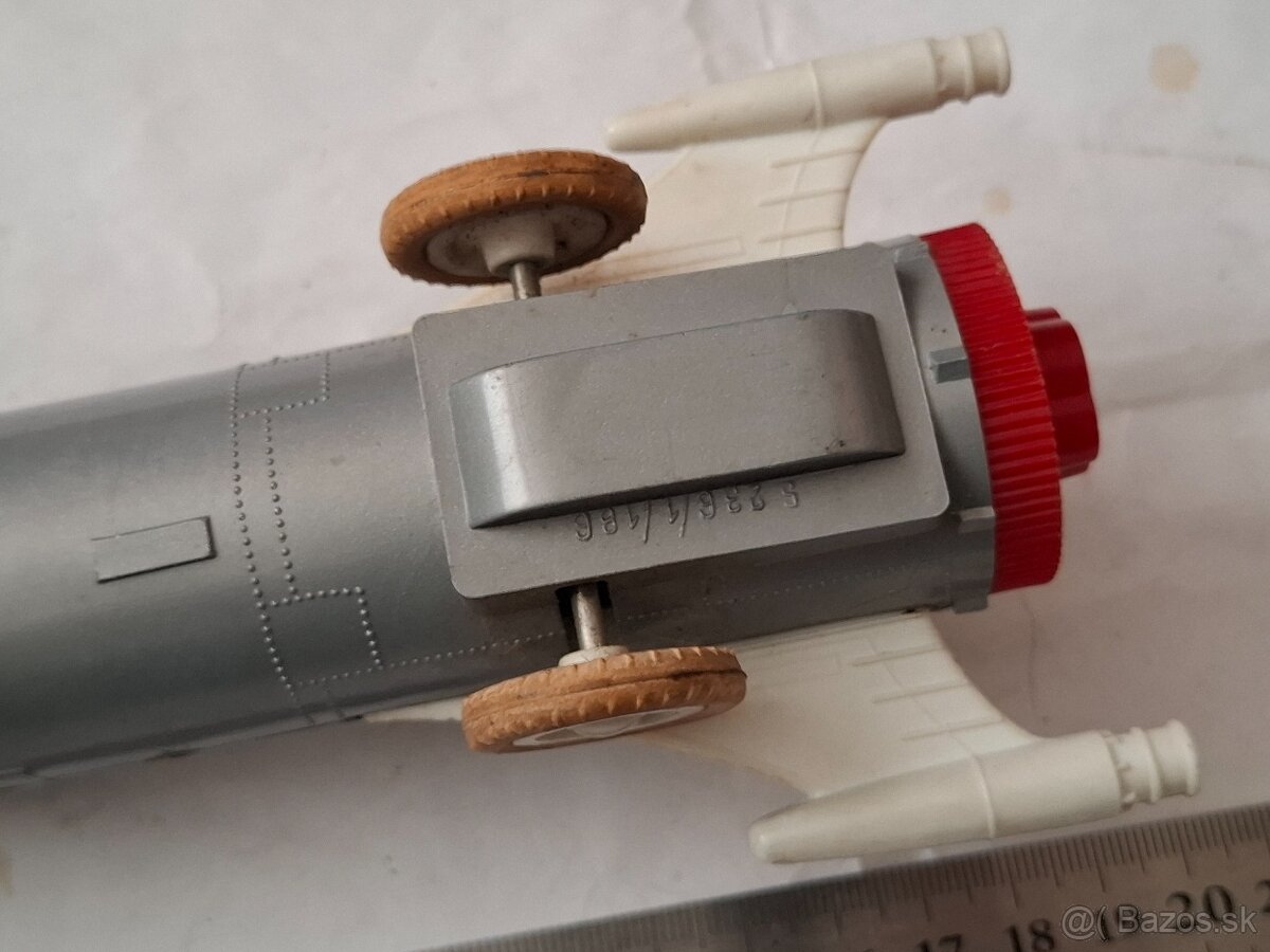 Stará hračka - Raketa - 4