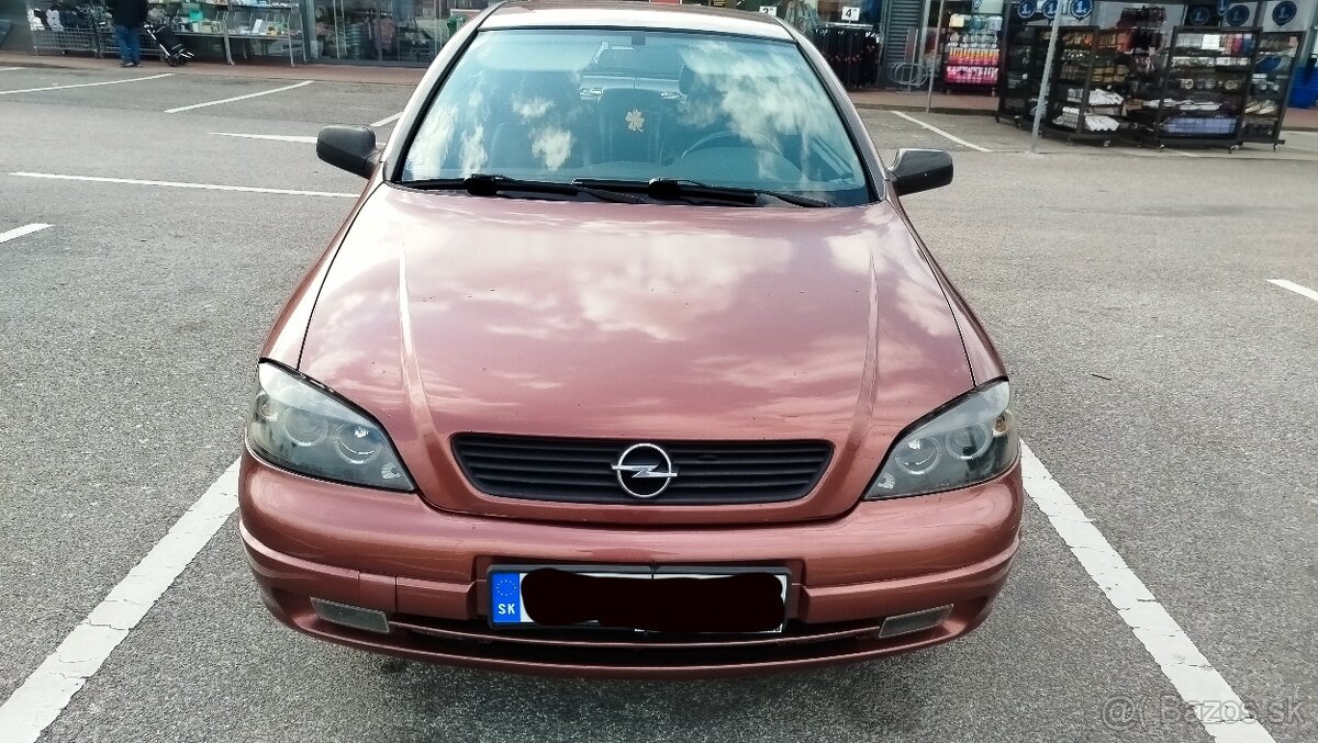 Opel ASTRA - 4