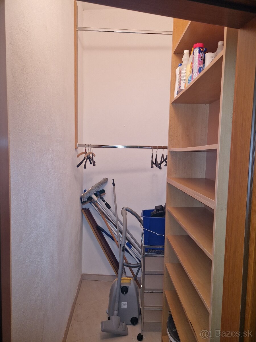 2 izbovy byt centrum Zvolen s parkovanim - 4