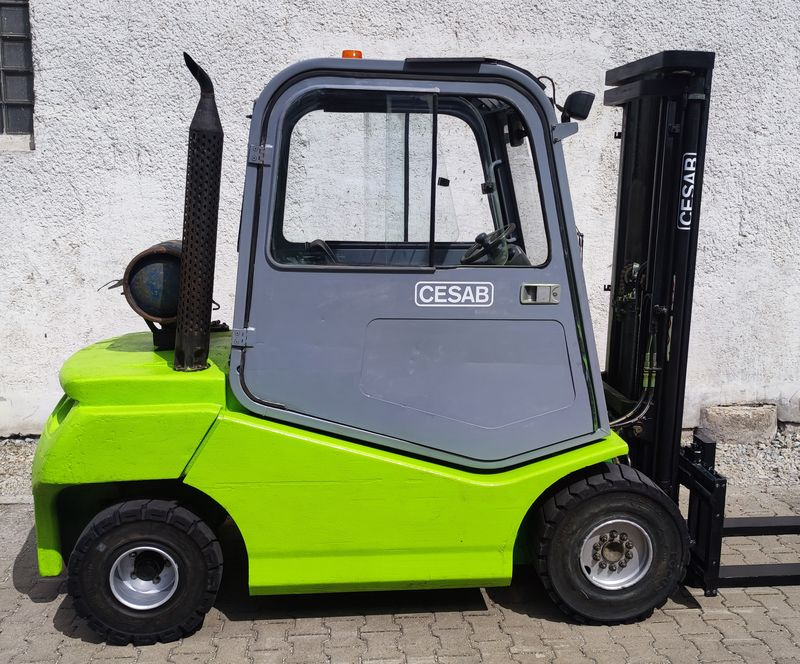 Vysokozdvižný vozík LPG - 4
