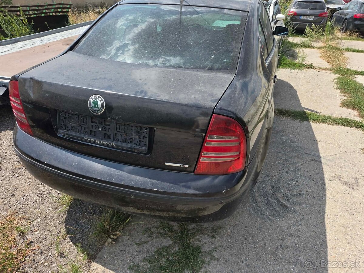 Predam Škoda Superb 2.0 TDI bez TP - 4