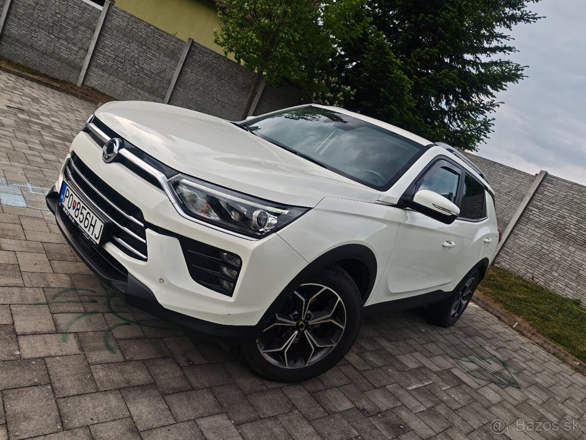 SsangYong Korando 1.5 Turbo e-XGI 163k Style - 4