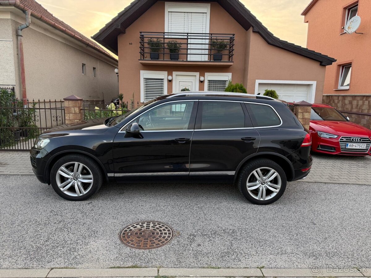 Predám VW TOUAREG 3.0 TDI R.v. 2012 - 4