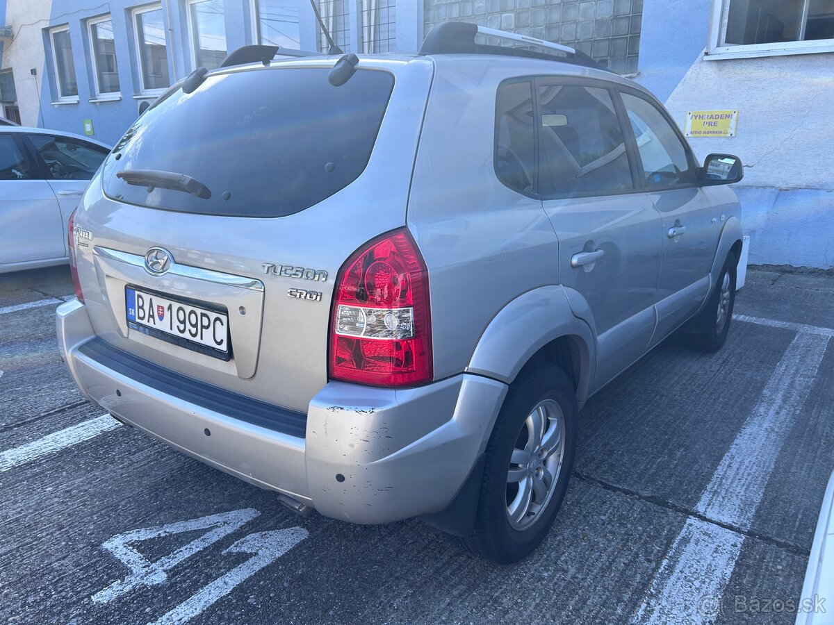 Hyundai Tucson 2,0 crdi (2006) - 4