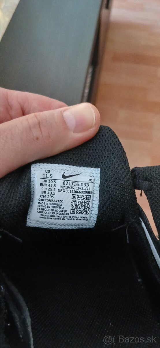 Tenisky Nike Reax 8TR - 4