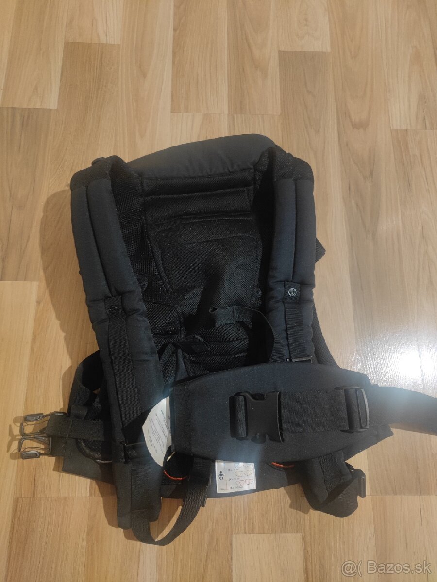 Ergobaby Adapt – nosič (čierny) – super stav - 4