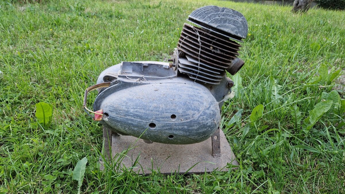 Motor Jawa - malá Kývačka (175/125) - 4